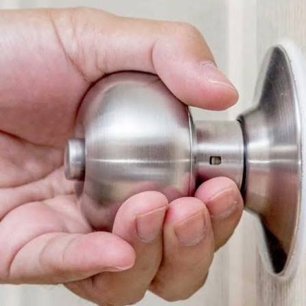 Catalogue de poignées pour portes de salle de bain